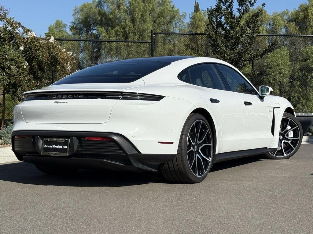 new 2025 Porsche Taycan car