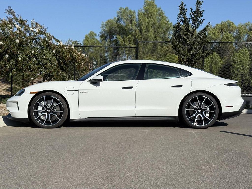 new 2025 Porsche Taycan car