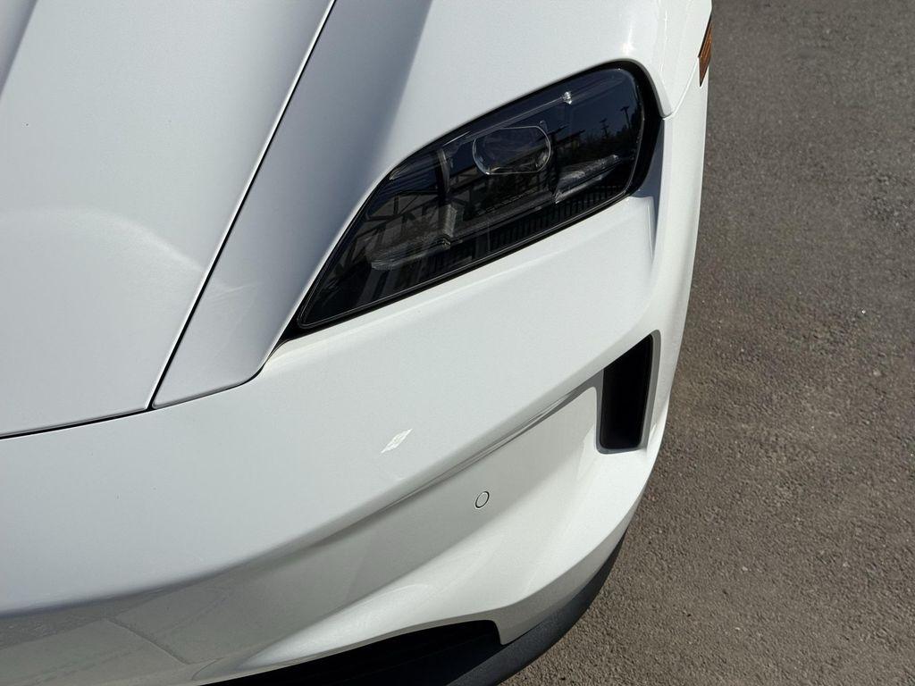 new 2025 Porsche Taycan car