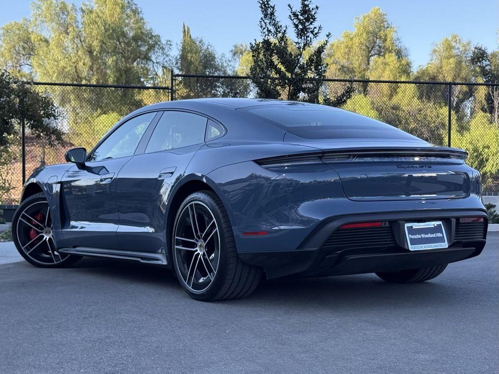 new 2025 Porsche Taycan car
