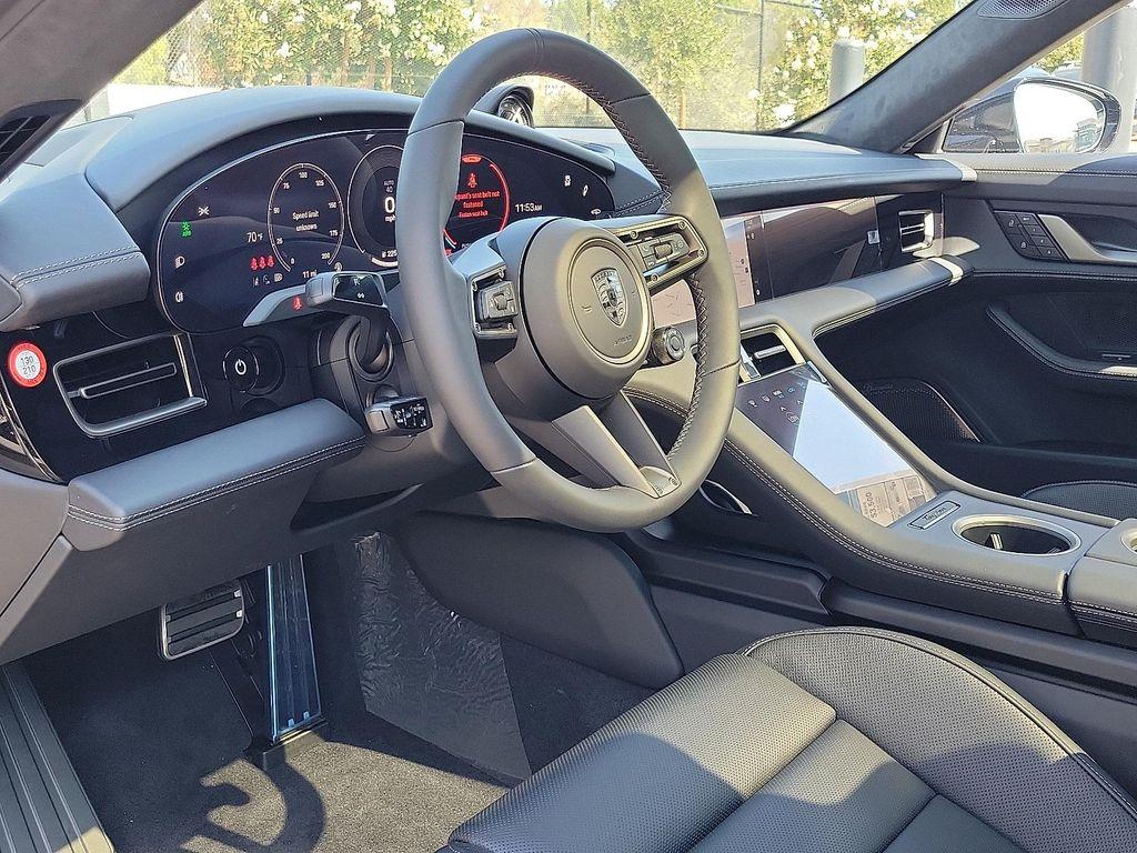 new 2026 Porsche Taycan car