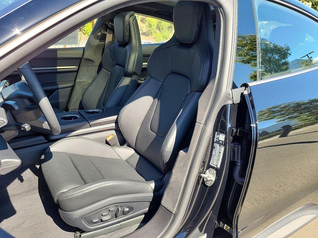 new 2026 Porsche Taycan car