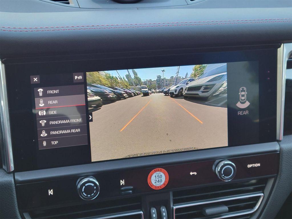 new 2026 Porsche Macan car