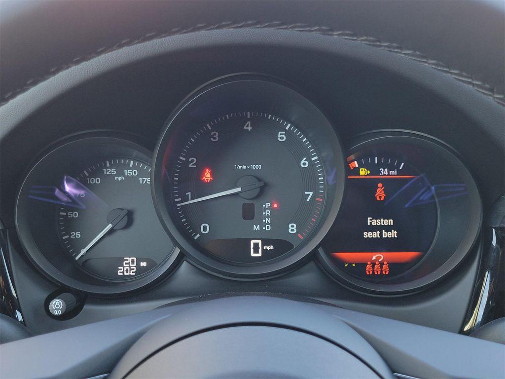 new 2026 Porsche Macan car