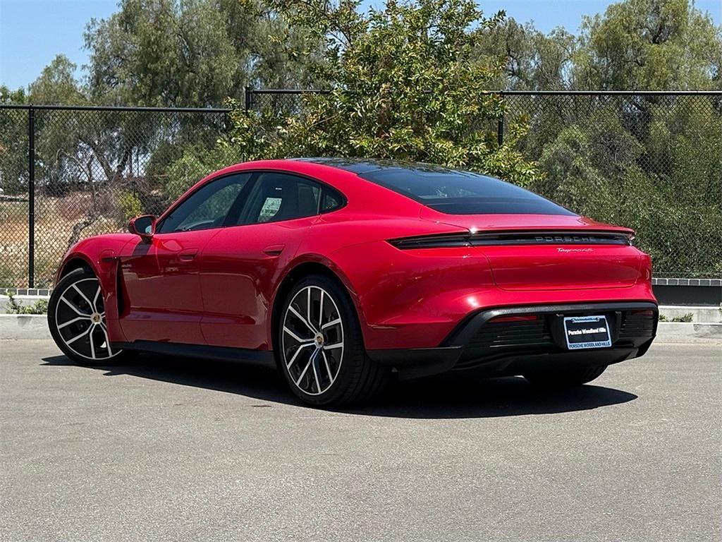 new 2025 Porsche Taycan car
