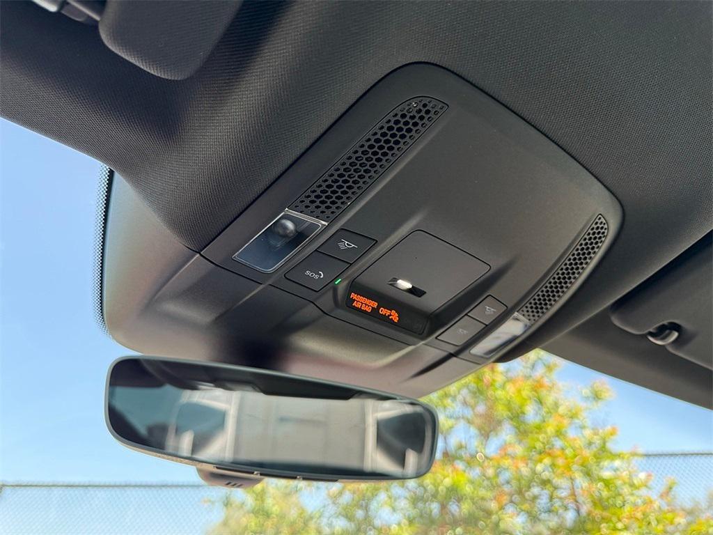 new 2025 Porsche Taycan car