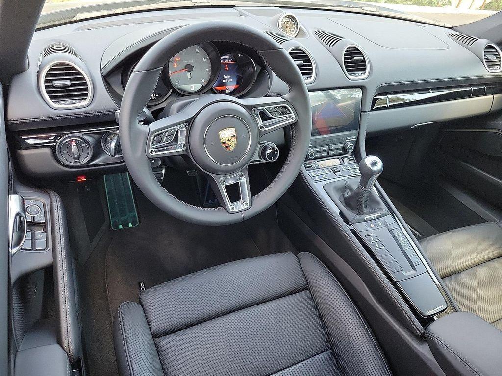 new 2025 Porsche 718 Cayman car