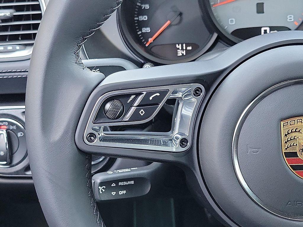 new 2025 Porsche 718 Cayman car