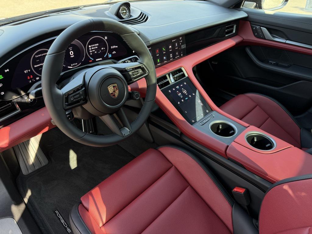 new 2025 Porsche Taycan car