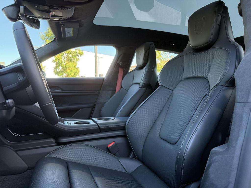 new 2026 Porsche Taycan car