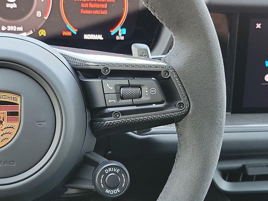 new 2025 Porsche Cayenne car