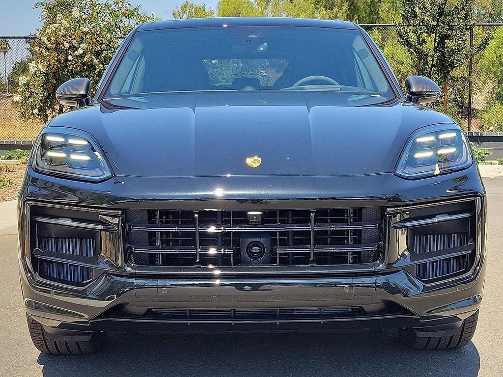 new 2025 Porsche Cayenne car
