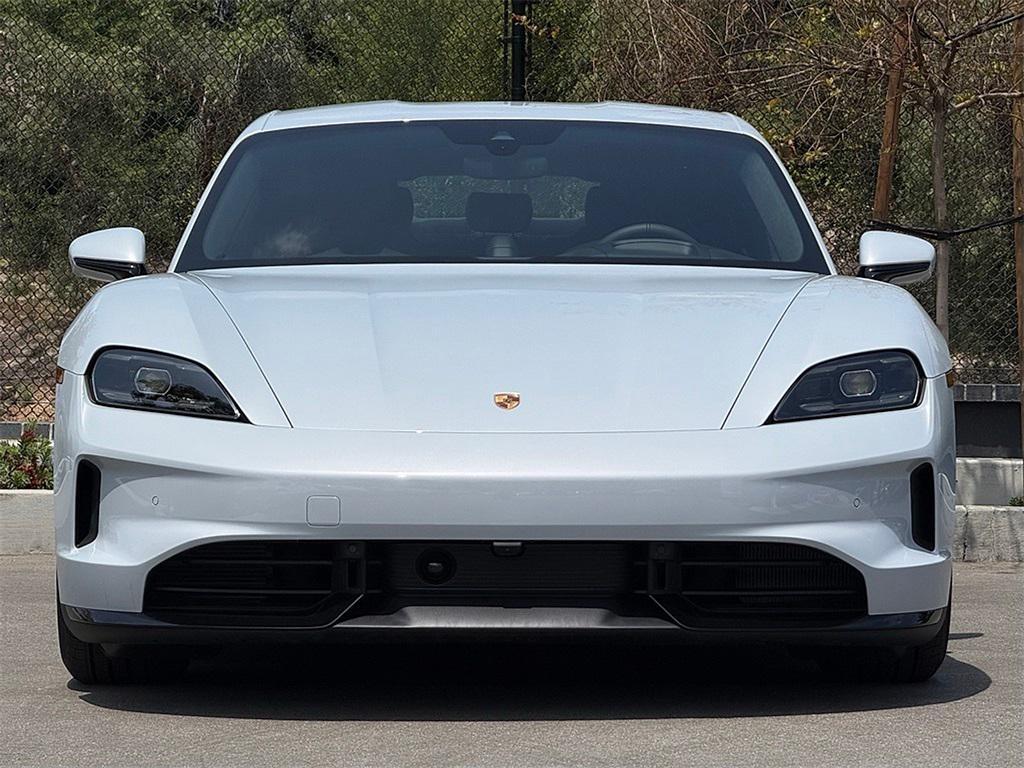 new 2025 Porsche Taycan car