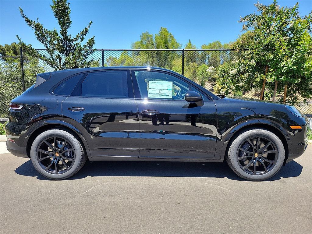 new 2025 Porsche Cayenne car