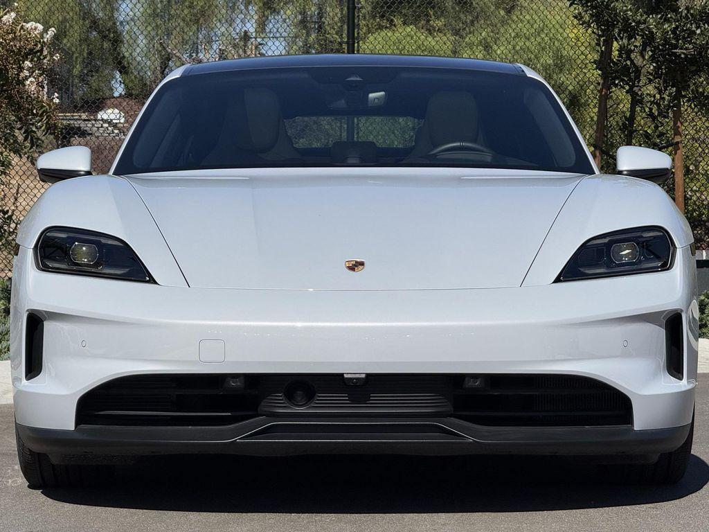 new 2025 Porsche Taycan car