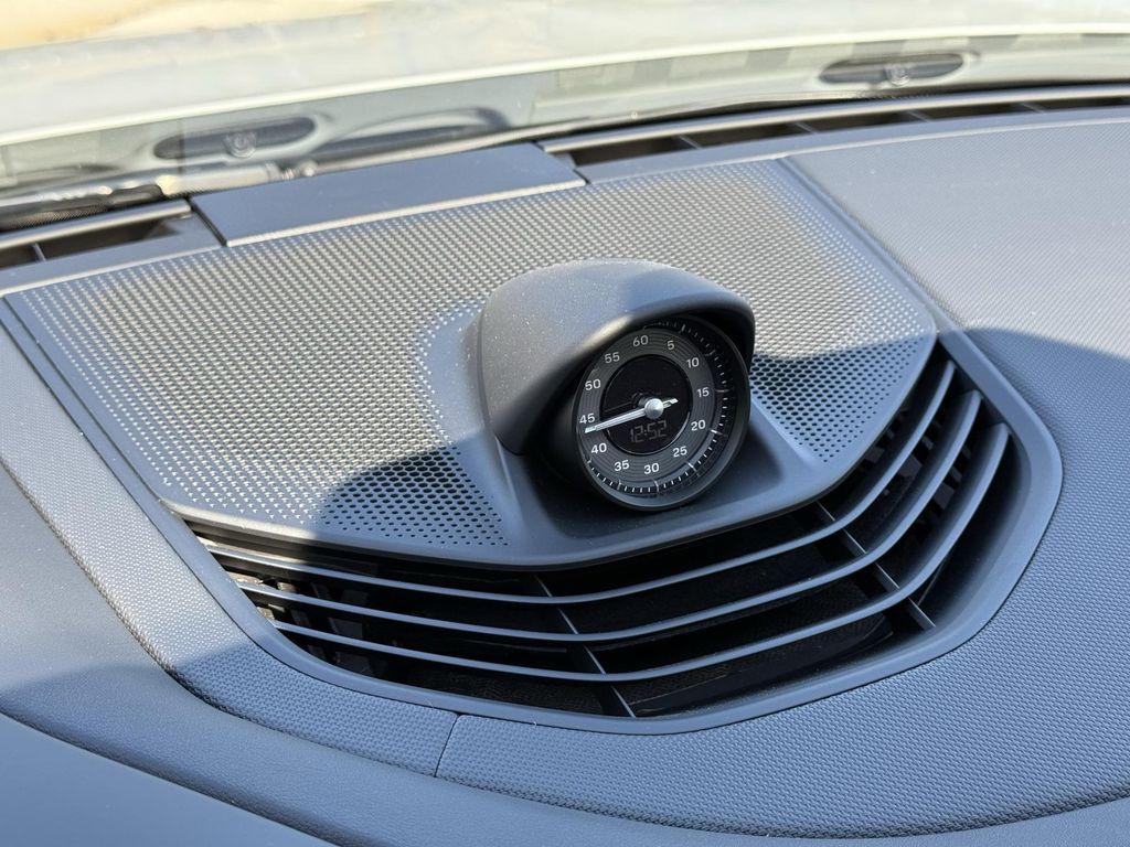 new 2025 Porsche Taycan car