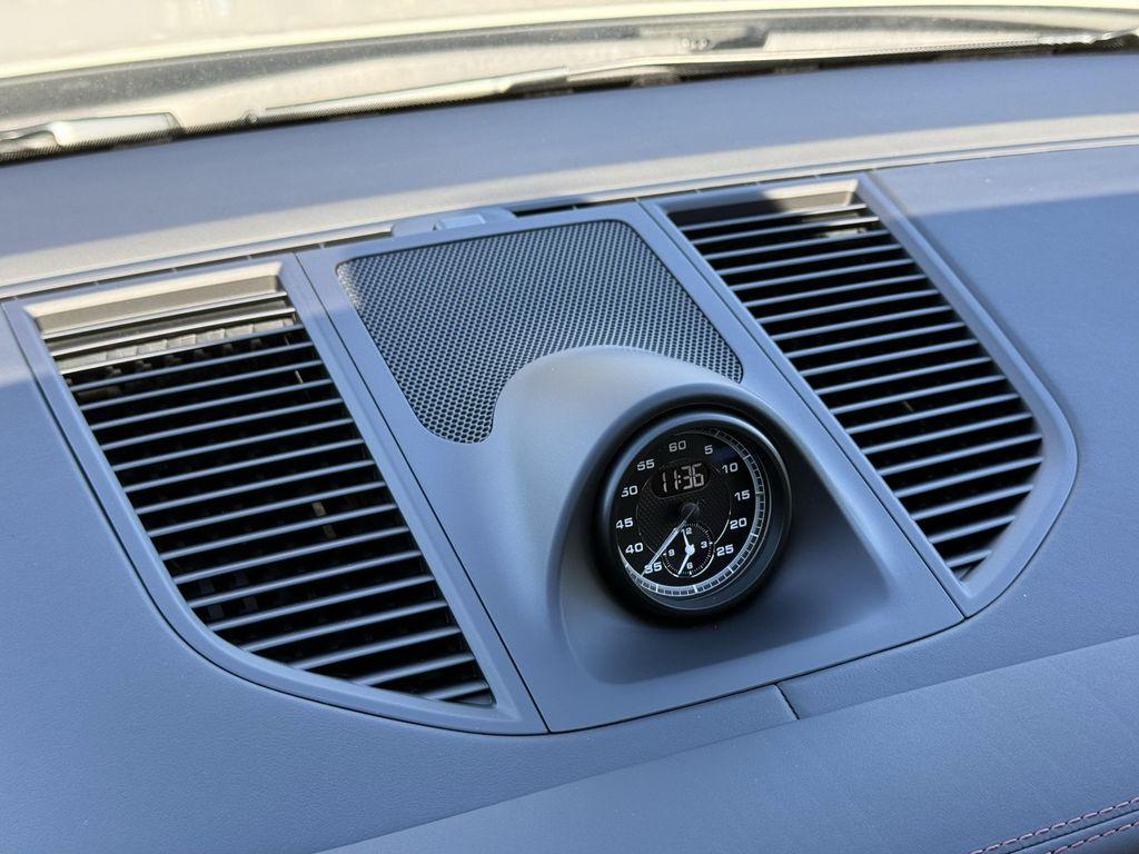 new 2025 Porsche Macan car