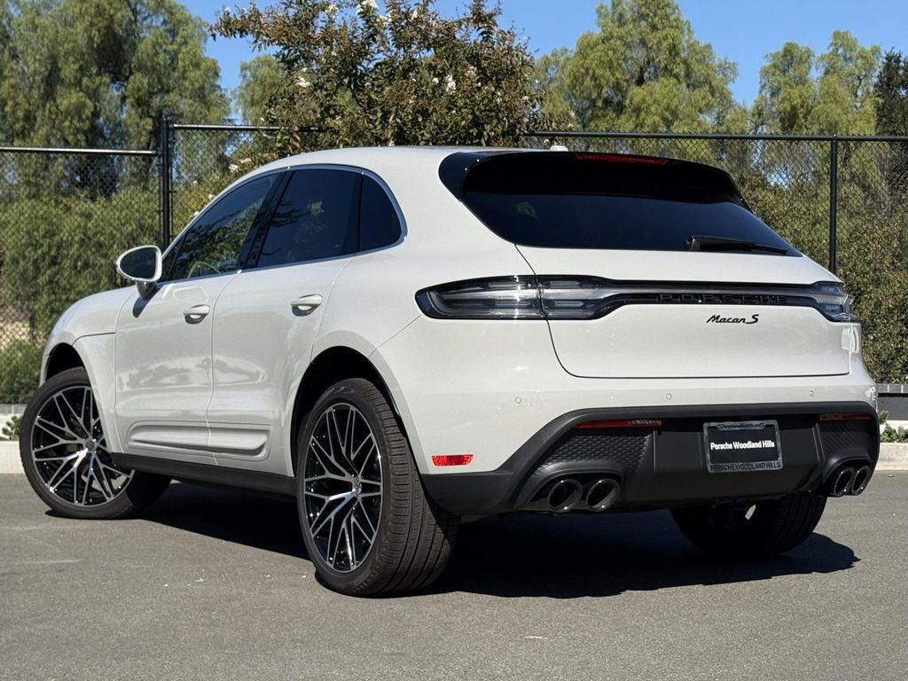 new 2025 Porsche Macan car