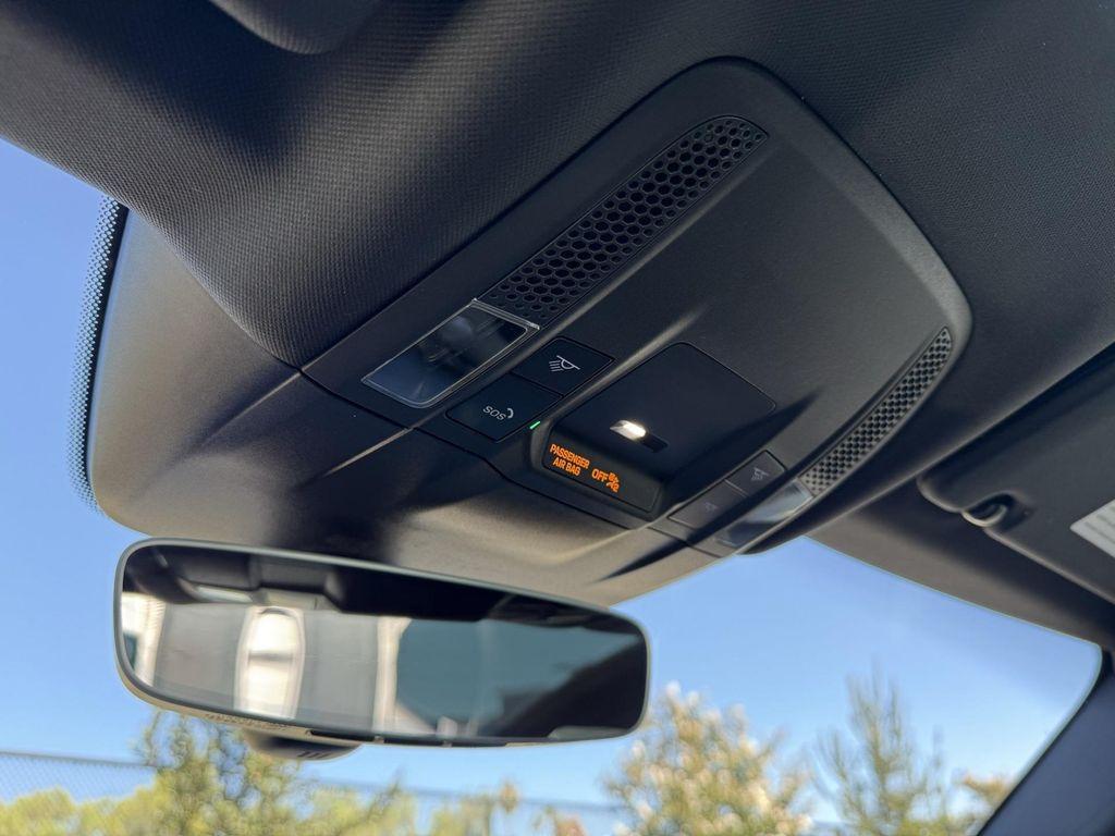 new 2025 Porsche Taycan car