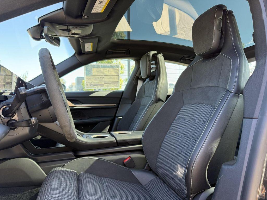 new 2025 Porsche Taycan car