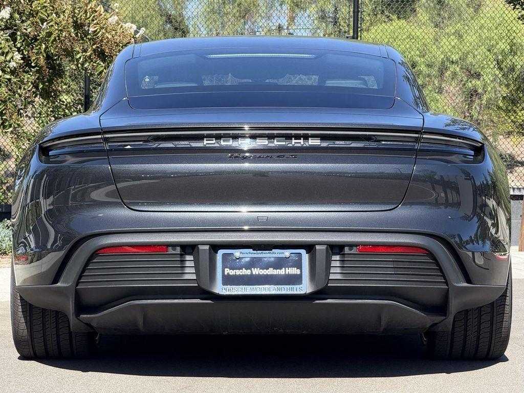 new 2025 Porsche Taycan car