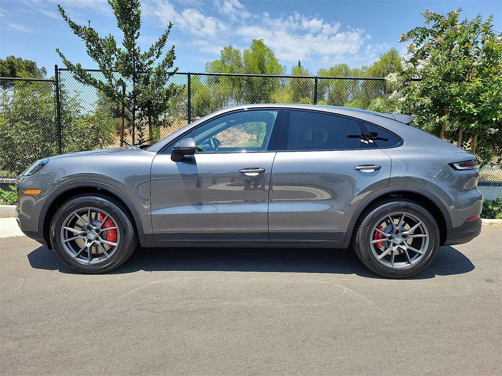 new 2025 Porsche Cayenne car