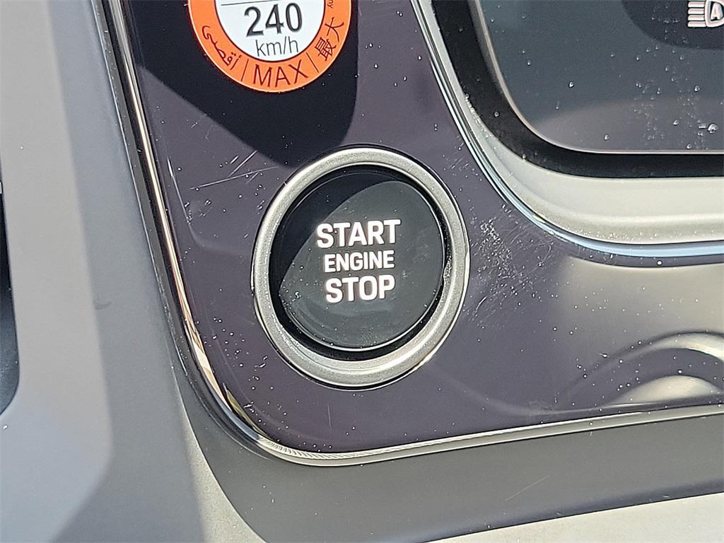 new 2025 Porsche Cayenne car