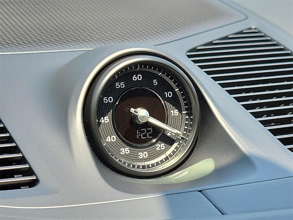 new 2025 Porsche Cayenne car