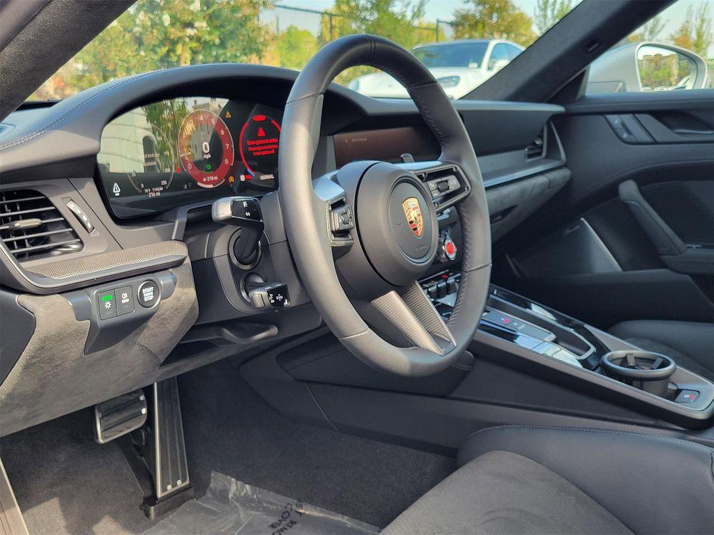 new 2025 Porsche 911 car