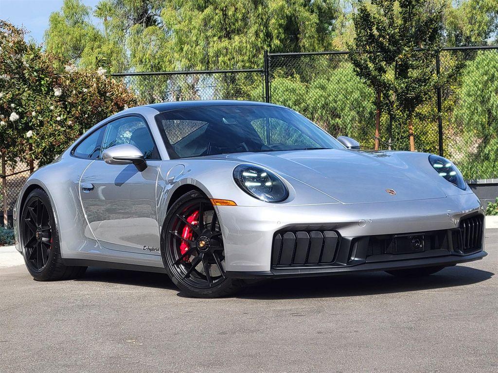 new 2025 Porsche 911 car