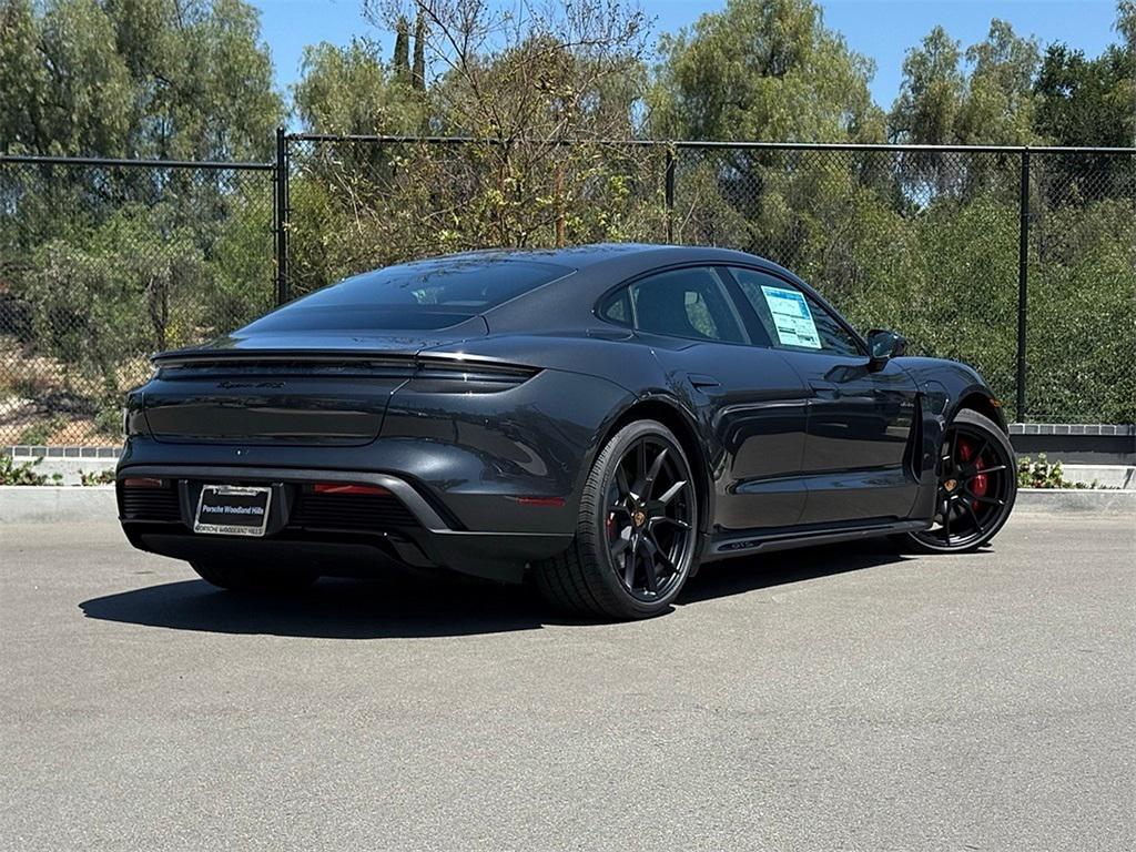 new 2025 Porsche Taycan car