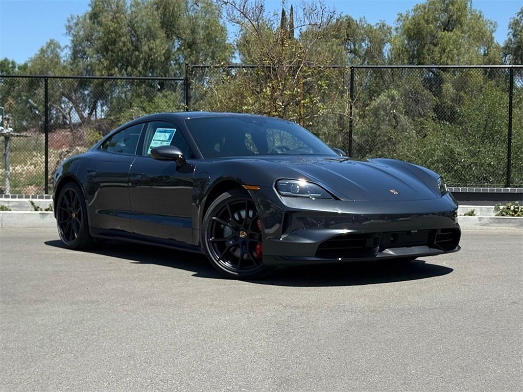 new 2025 Porsche Taycan car
