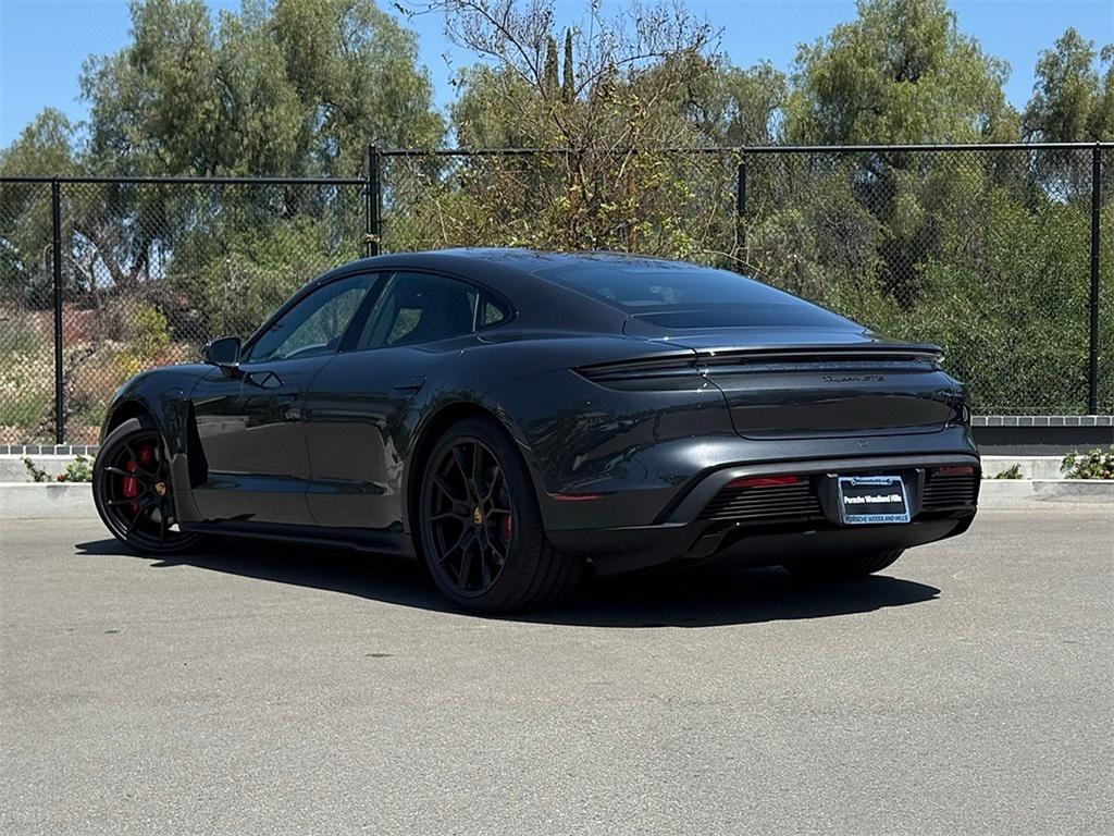 new 2025 Porsche Taycan car
