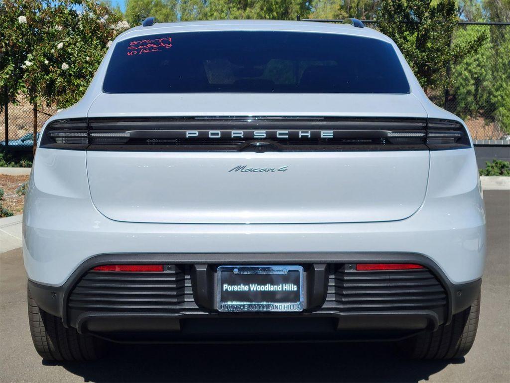 new 2025 Porsche Macan car