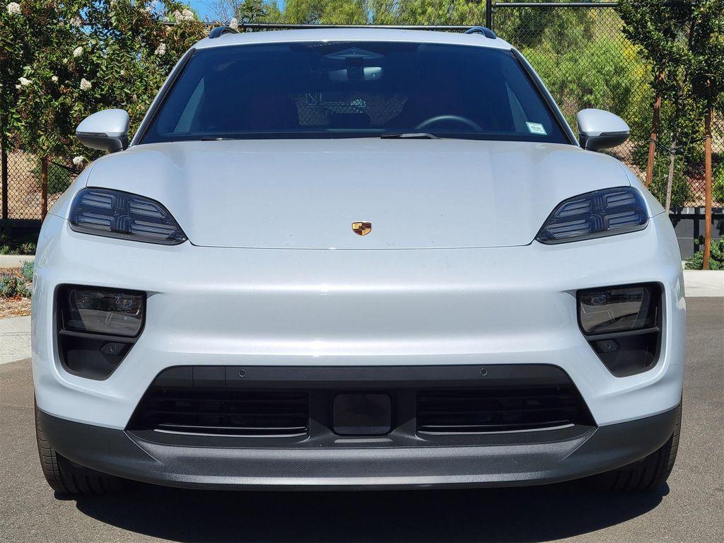 new 2025 Porsche Macan car
