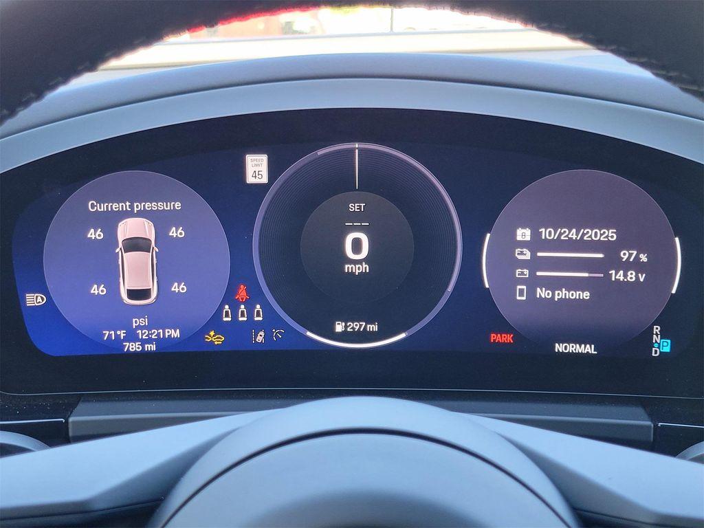 new 2025 Porsche Macan car