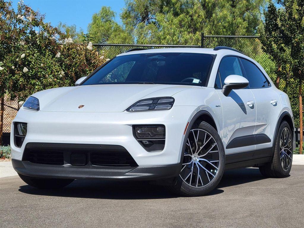 new 2025 Porsche Macan car