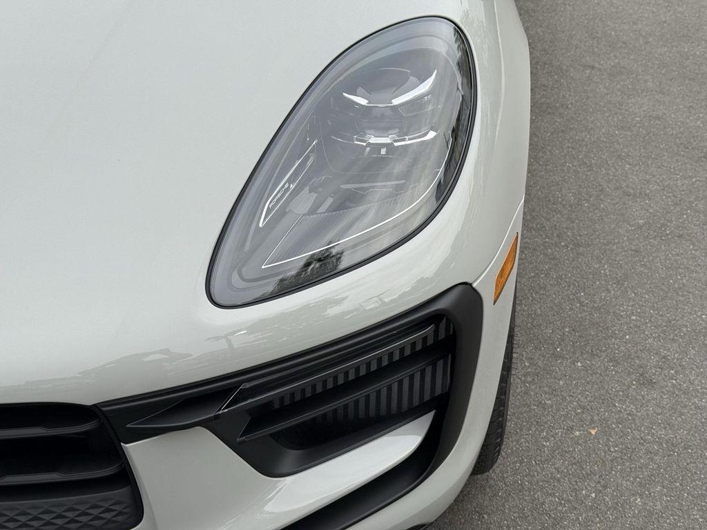 new 2026 Porsche Macan car