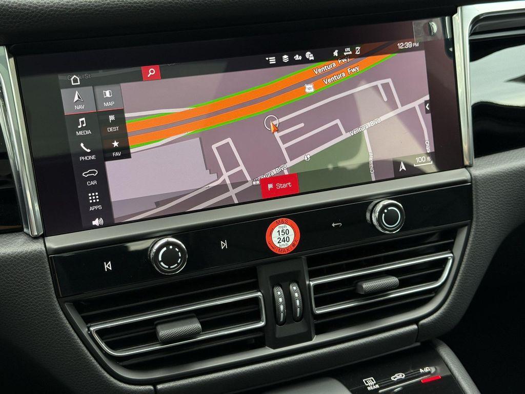 new 2026 Porsche Macan car