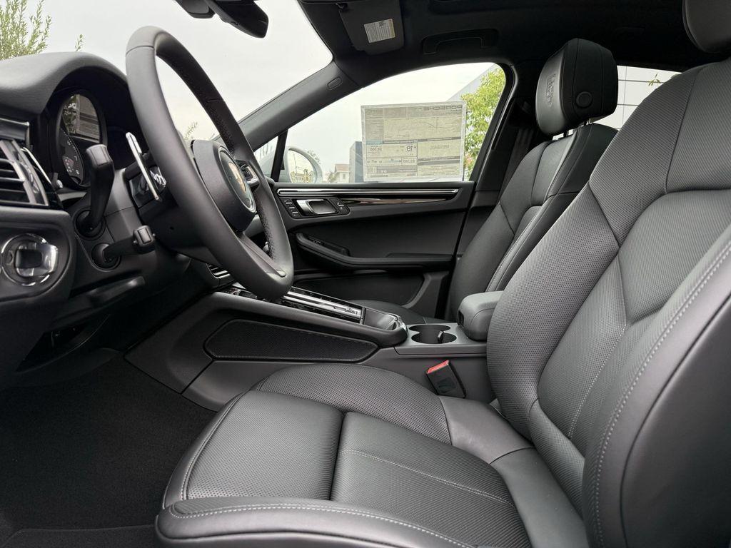 new 2026 Porsche Macan car