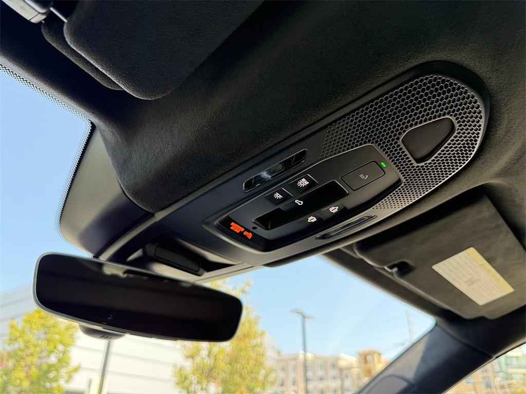 new 2025 Porsche Cayenne car