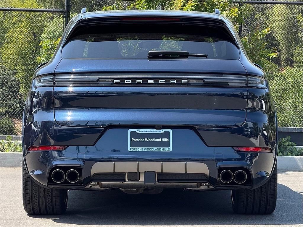 new 2025 Porsche Cayenne car