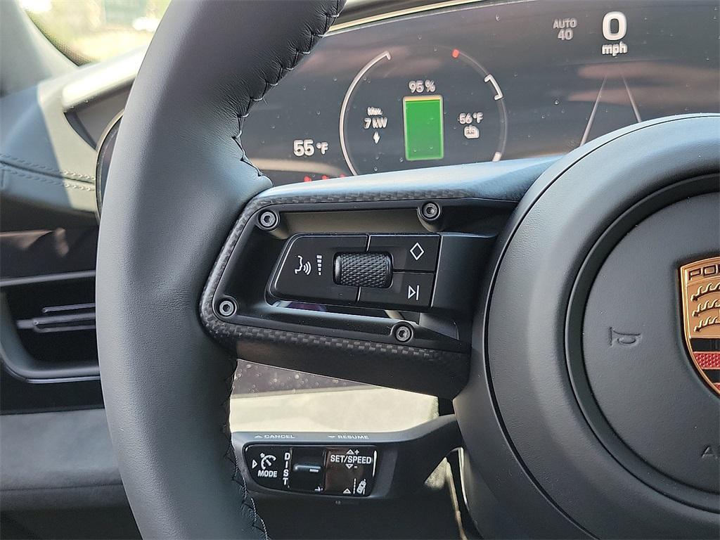 new 2025 Porsche Taycan car