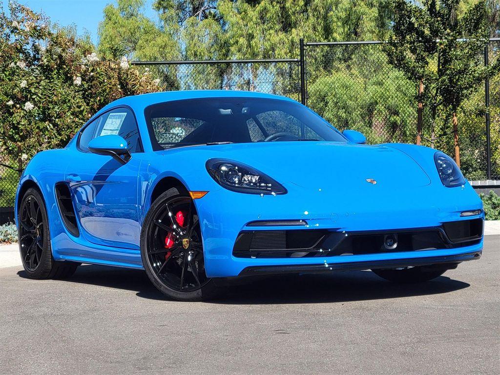 new 2025 Porsche 718 Cayman car