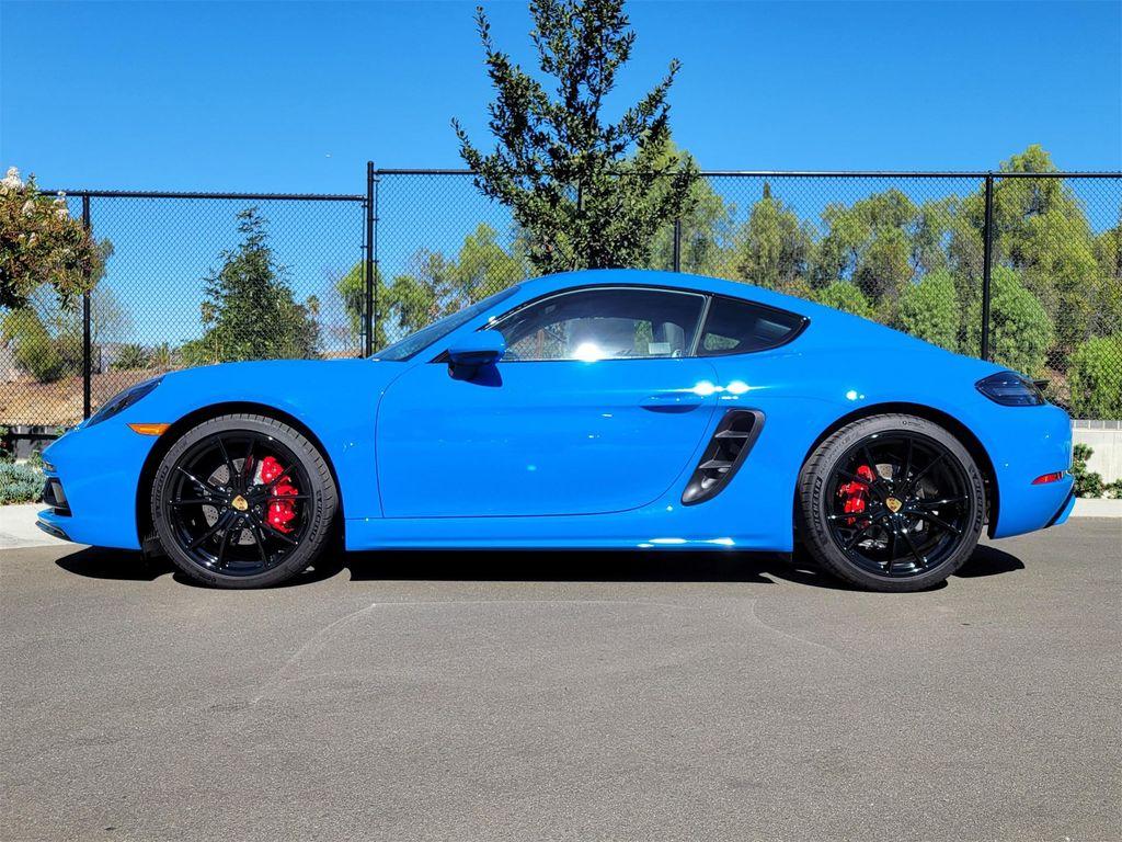 new 2025 Porsche 718 Cayman car
