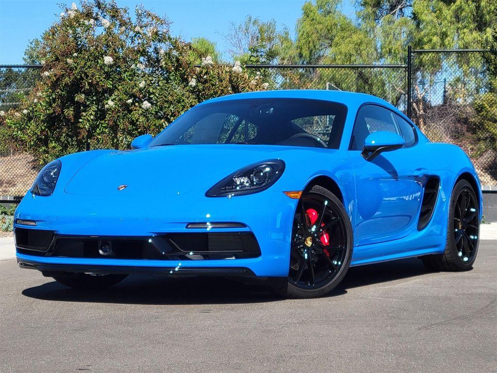 new 2025 Porsche 718 Cayman car