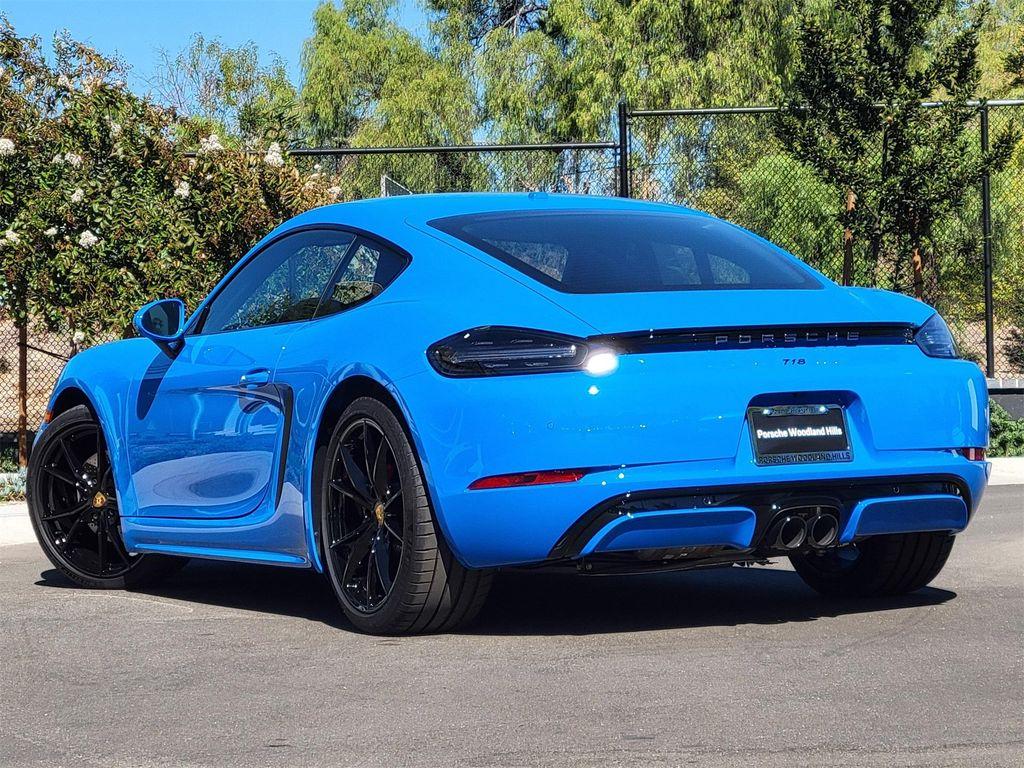 new 2025 Porsche 718 Cayman car