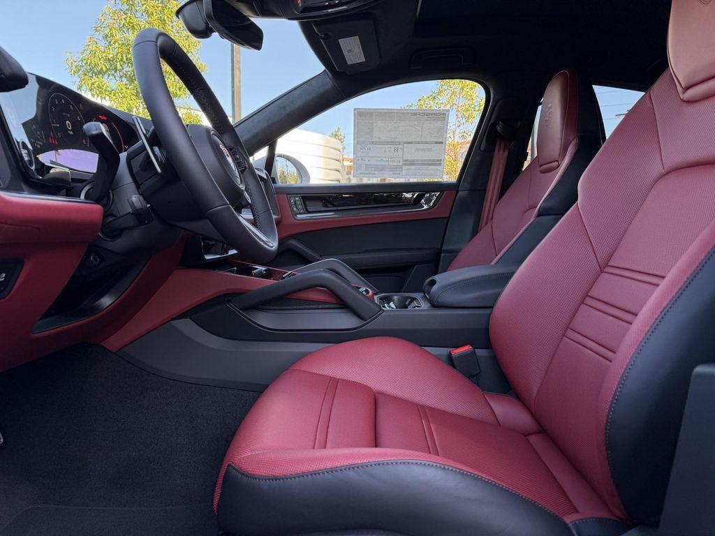 new 2026 Porsche Cayenne car