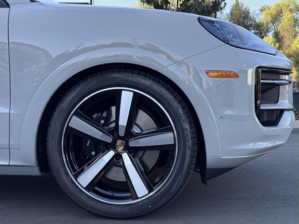 new 2026 Porsche Cayenne car