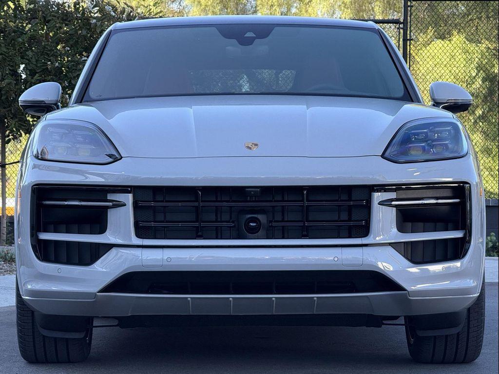 new 2026 Porsche Cayenne car